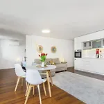 Bombarda V By Innkeeper * Oporto